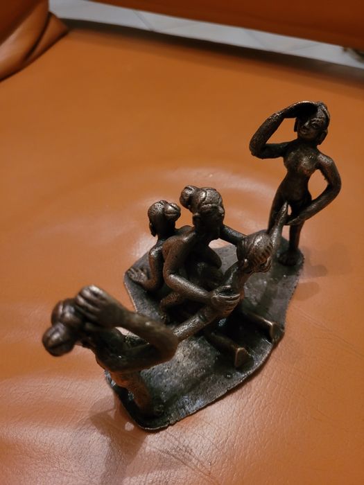Kamasutra figurka z brązu desing