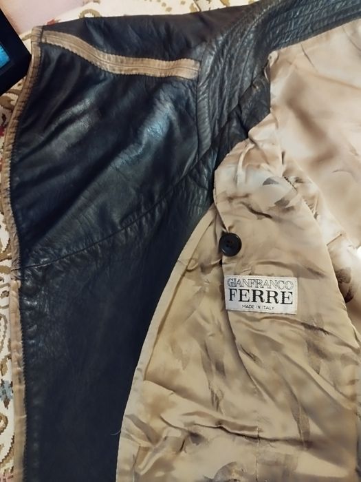 Куртка жіноча шкіряна Ferre