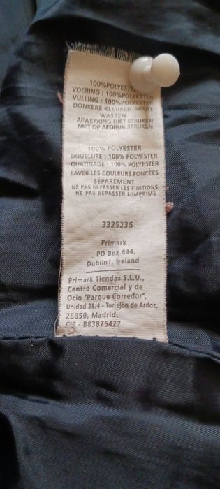 Casaco azul com capuz de senhora