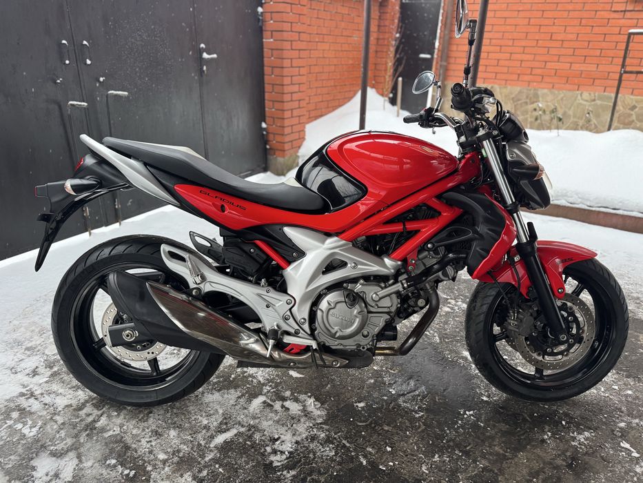 Сузуки Гладиус Suzuki Gladius 400 ABS