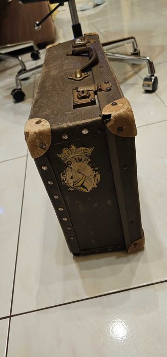 Mala de viagem antiga