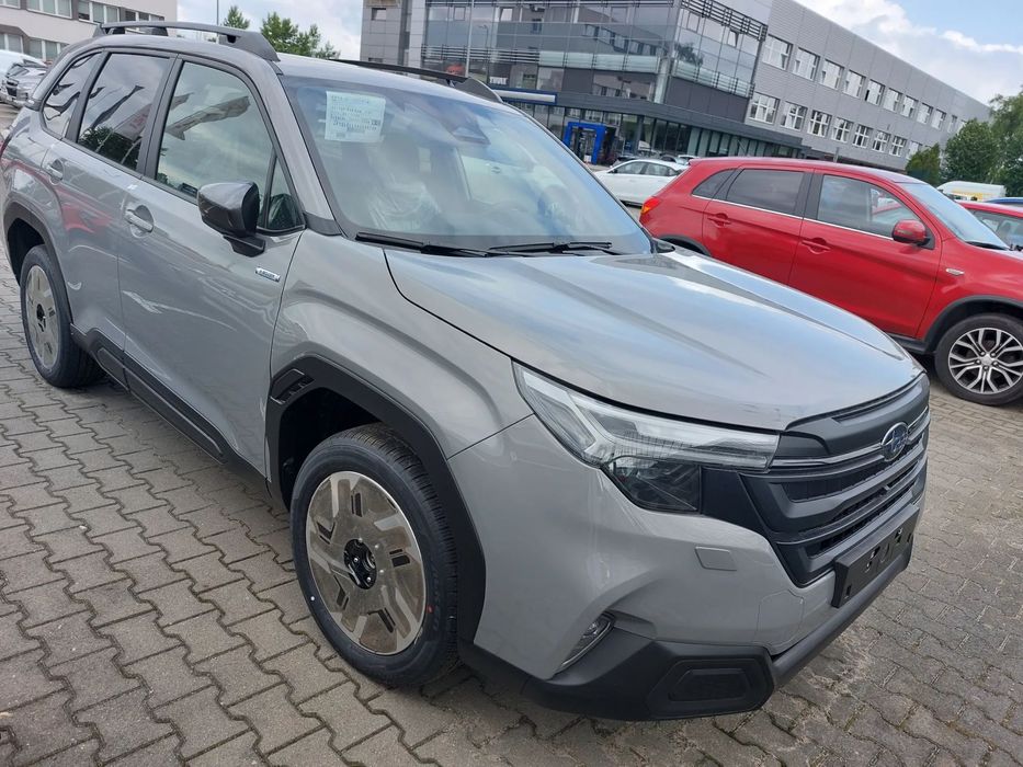 Subaru Forester 2.0i-L Exclusive (EyeSight) Lineartronic 2025