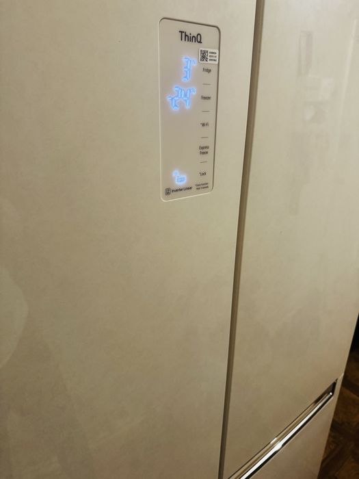 Продам холодильник 2ух дверный LG