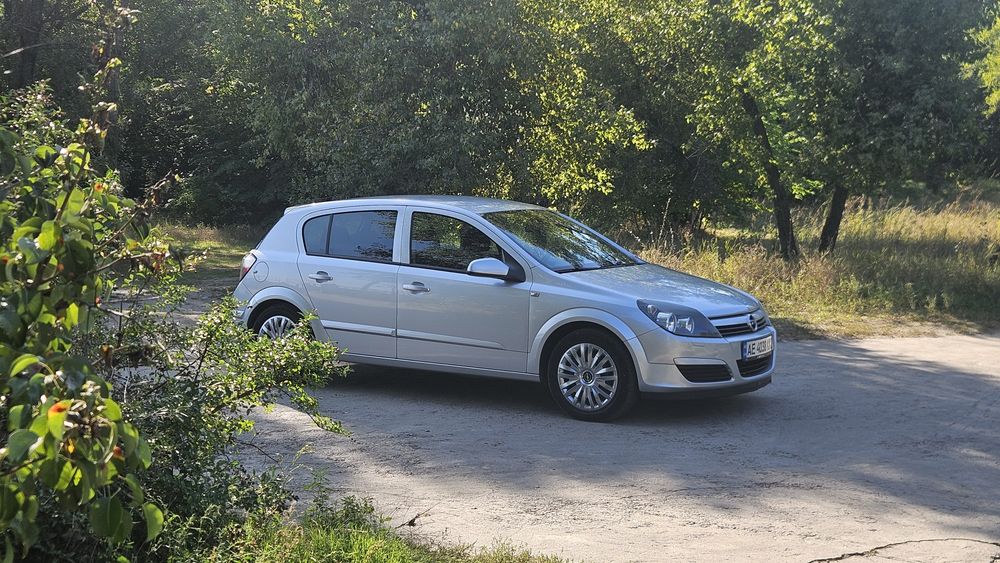 Opel astral H  1,4. 150т.км