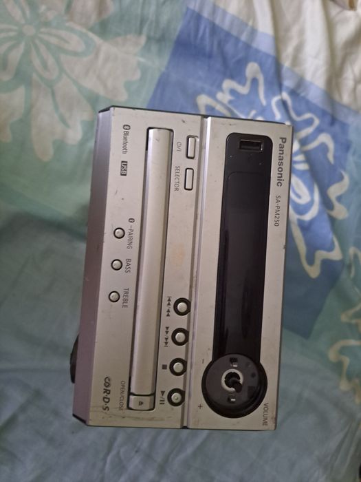 Wieża panasonic stan bardzo dobry brak pokrętła do głośności