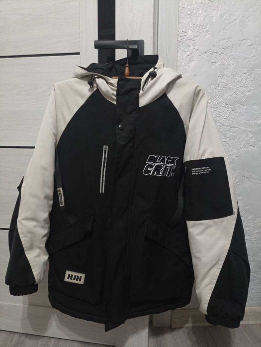 Продається куртка весна-осінь