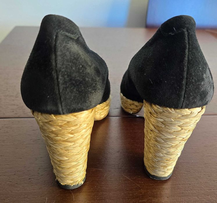 Sapatos Pretos Camurça senhora - Anónima