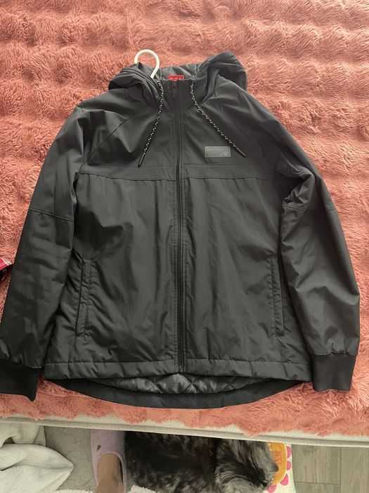 Куртка вітровка new balance s