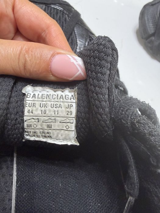 Баленсіага 3XL .