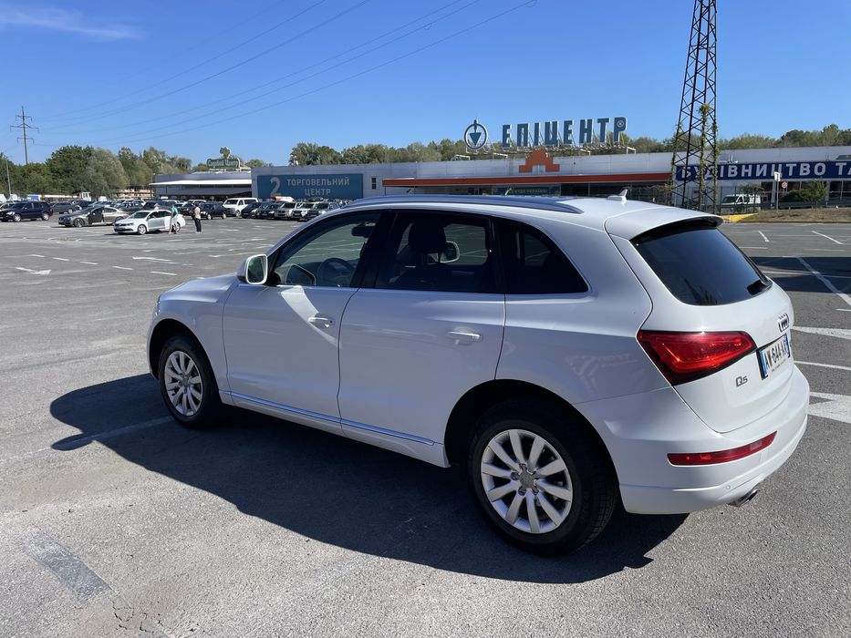 Продам audi q5 2014 quattro premium plus