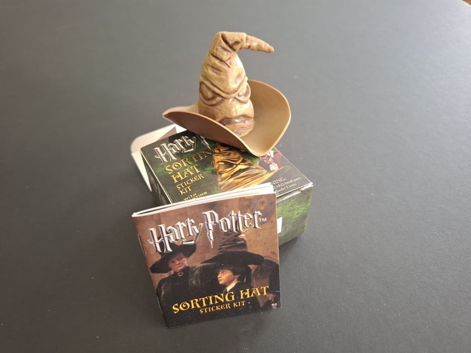 Harry Potter caixa chapéu seleccionador + autocolantes NOVO PORTES GRÁ