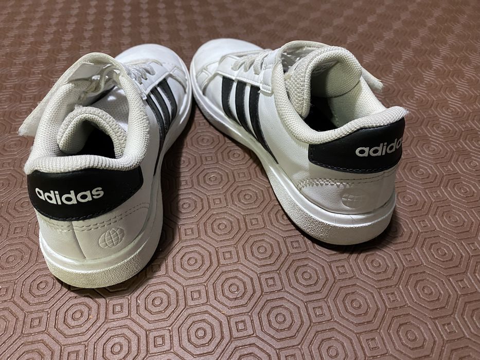 Sapatilhas criança Fila e Adidas como novas