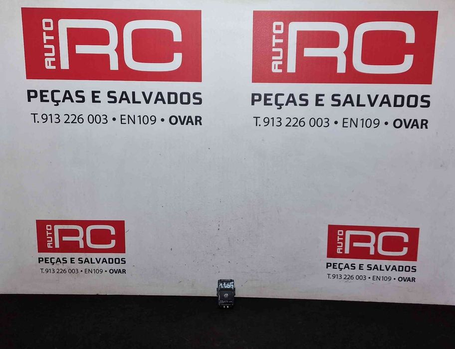 Comando / Botão / Interruptor Vidros Trás Direito P254218388R - RENAULT CLIO V
