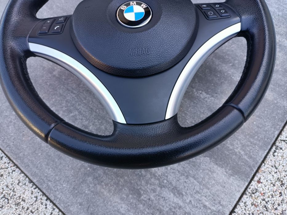 Kierownica Msport z multifunkcją BMW E90 E91 E92 E93 E87 E81 E82 E88 X