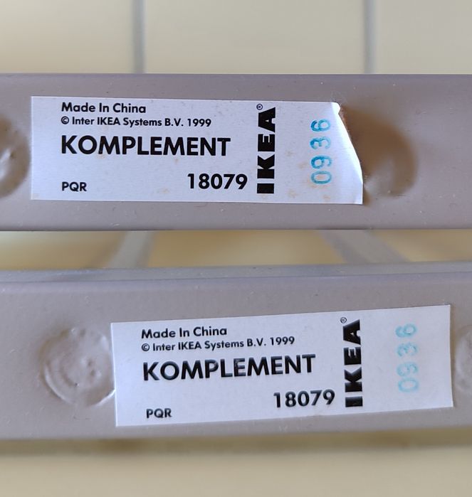 2 Cabides Extraíveis para Calças IKEA Komplement (para Roupeiro PAX) – Cinzento