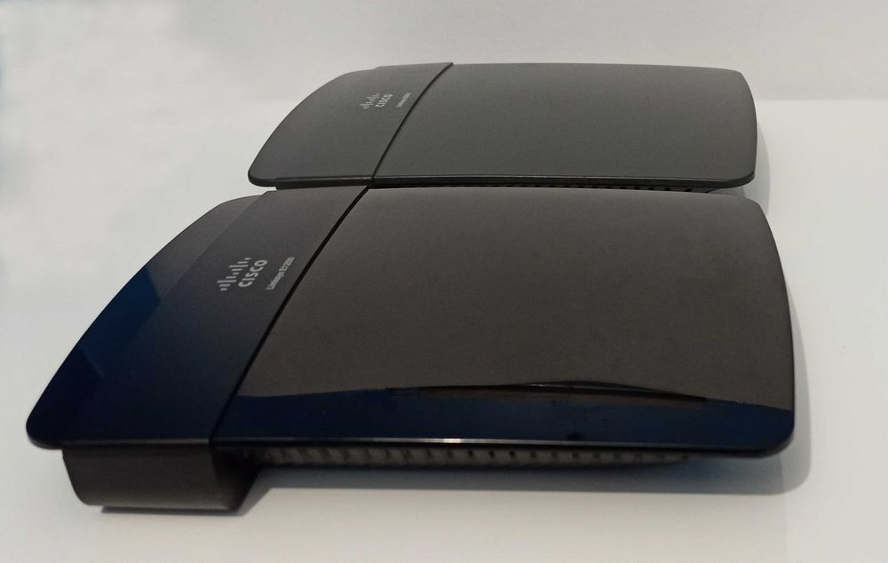 Wi-Fi роутер CISCO Linksys E1200(900)_300 Мбит/сек