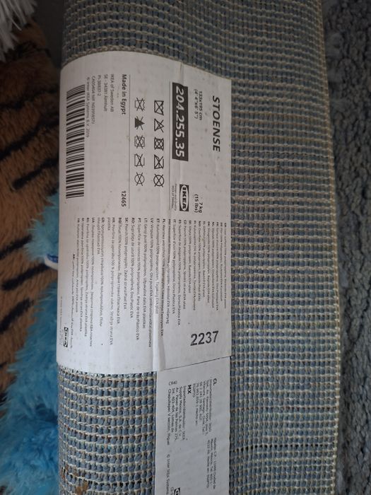 Tapetes ikea em ótimo estado.