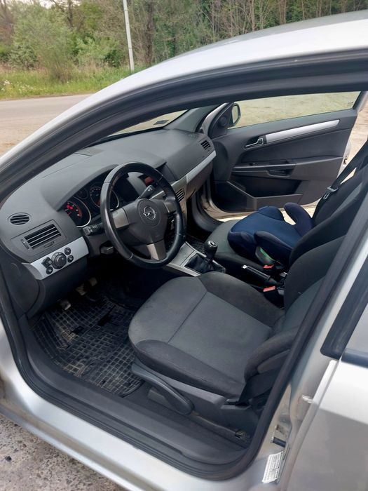 OPEL ASTRA H 1.4 LPG 2006r