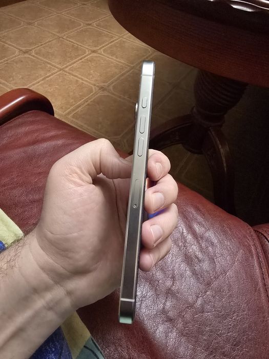 IPhone 16 pro max 256gb идеал с комплектом