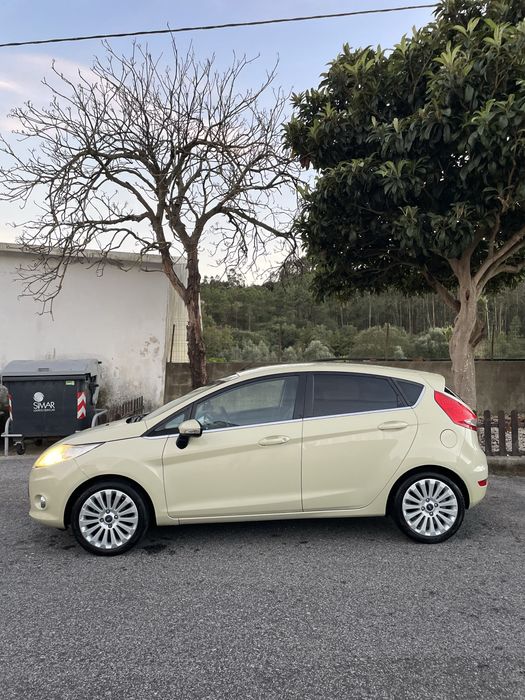 Ford Fiesta 1.25 NACIONAL 2009