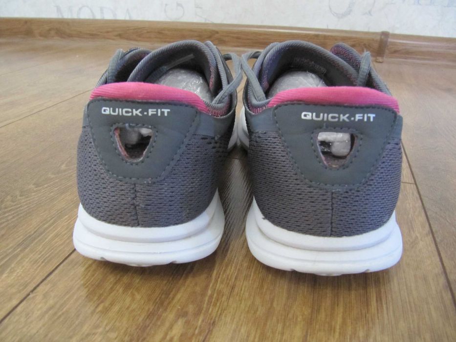Кросівки жіночі Skechers 39р 25,5см