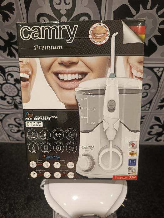 Irygator 7 końcówek, pojemny zbiornik 600 ml