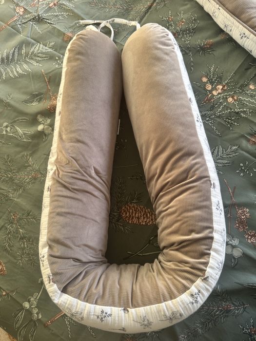 Poduszka do karmienia muślin jukki