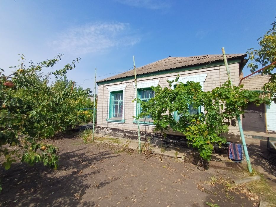 Просторный дом на 4комнаты, по очень приятной цене!  Ул.Серафимов