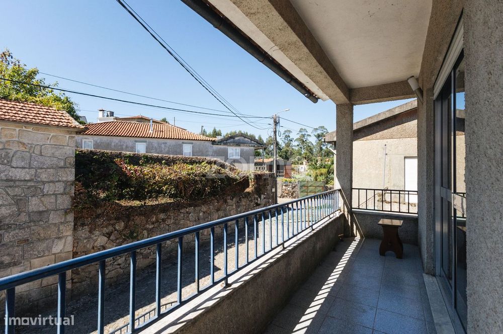 Moradia em Chavão - Viatodos