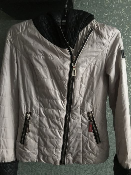 Куртка женская осенне-весенняя.