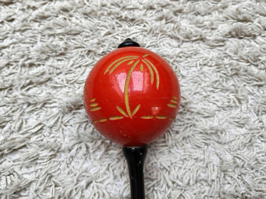 Maracas, marakas drewniany, grzechotka hand made z motywem palm