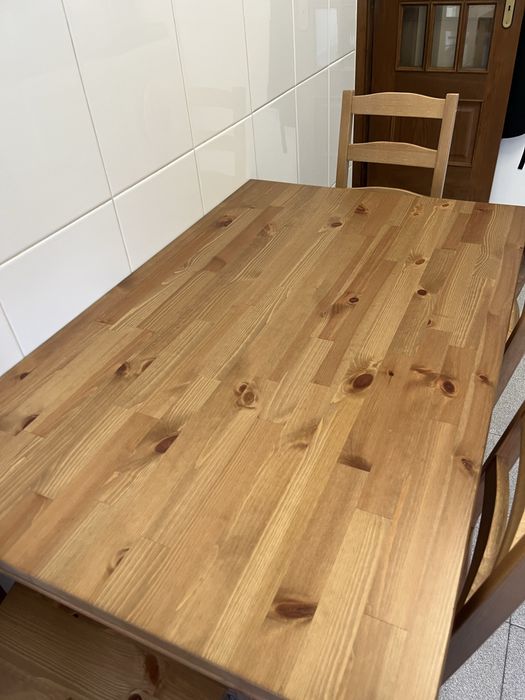 Mesa e 4 cadeiras IKEA Jokmokk