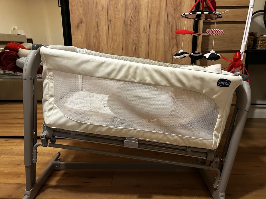 Łóżeczko/ dostawka Chicco NEXT2ME magic