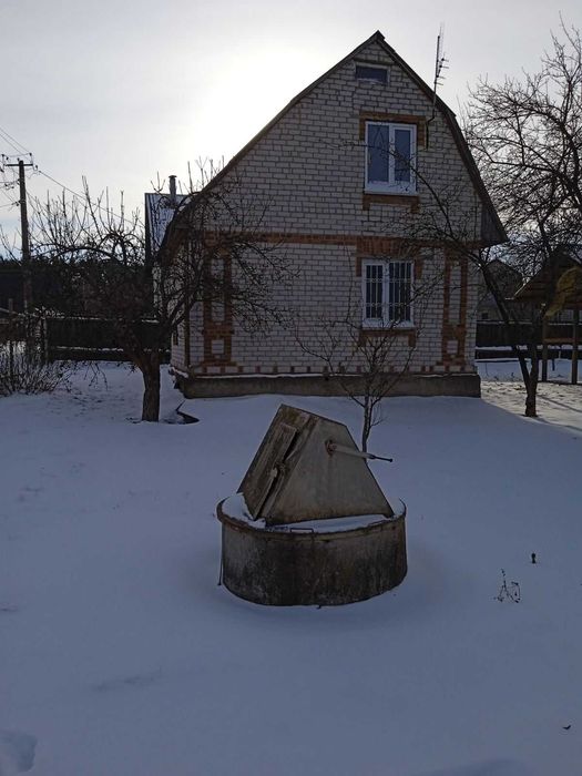 Продам дачу в Барашівці (3 км від Житомира).