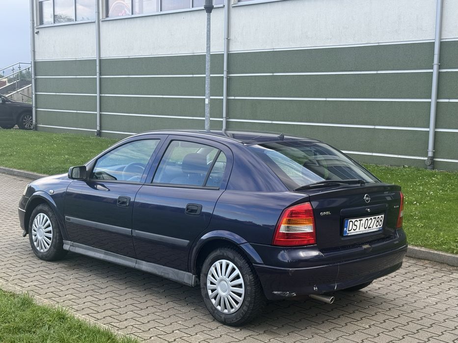 Opel Astra 2001 r 1.6 benzyna