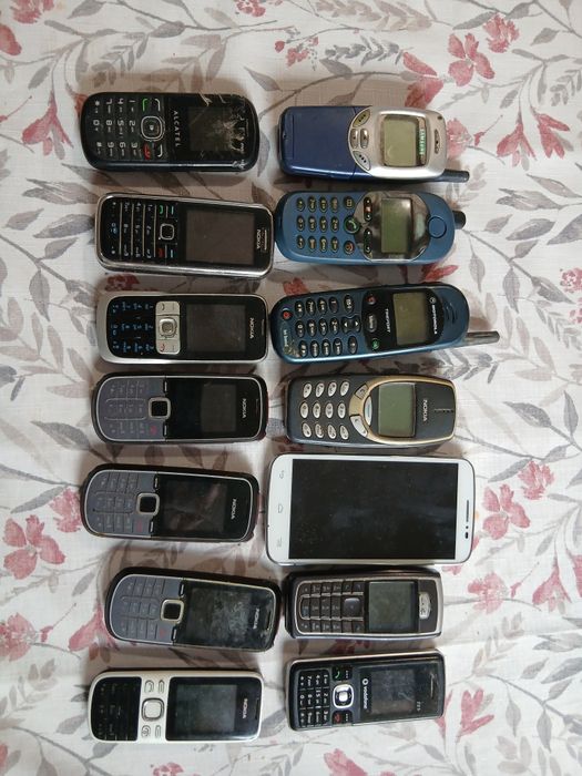 Vendo telemóveis antigos