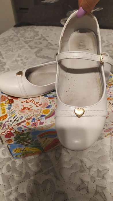 Baleriny białe oktawa  emel skóra naturalna idealne wygodne piekne