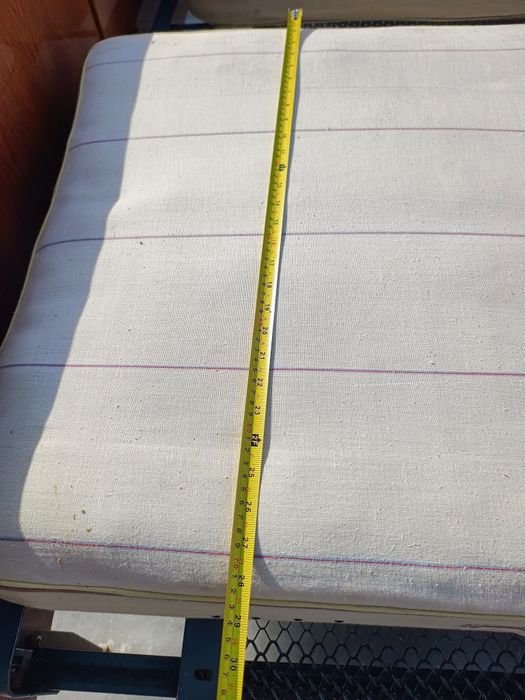 Продам односпальний матрац розміром 1800*700*200мм