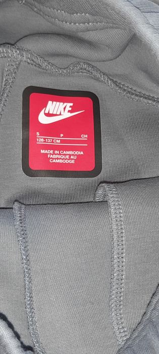 Nowe spodnie dresowe Nike