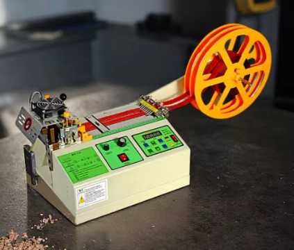 maquina corte automatico quente/frio de fita velcro couro fitas chapa metálica  cadarços plástico fitas de nylon tranças elásticos zíperes