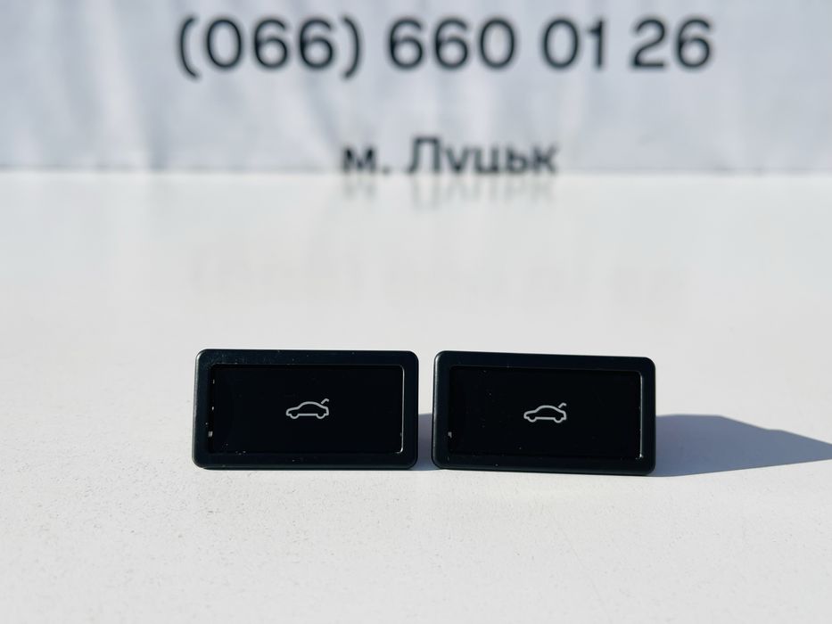 Кнопка Багажнику Audi Q7 4L Розборка Ауді Шрот