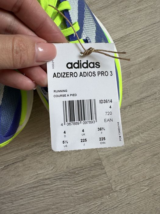 Adidas ADIZERO нові, супер-легкі, кросівки унісекс