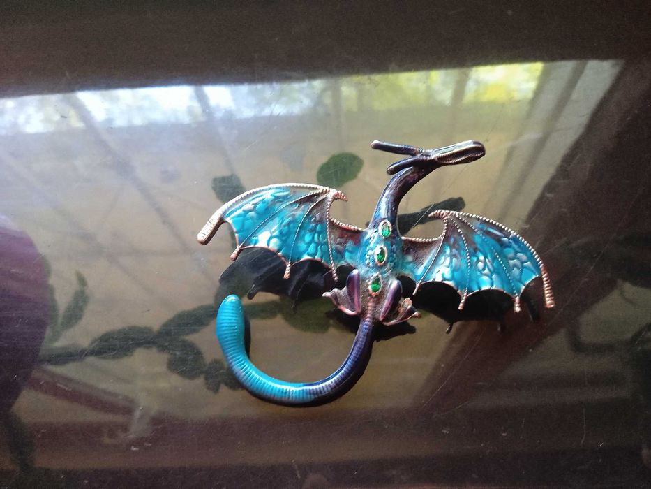 Большая брошь Голубой дракон