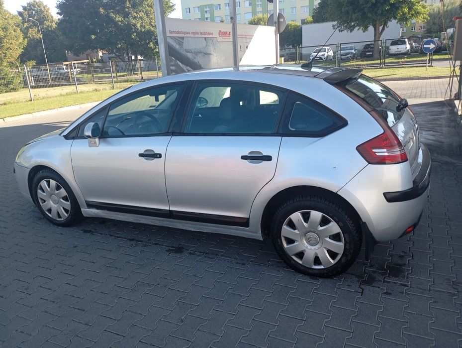 Citroen C4 1.6d.  2006r