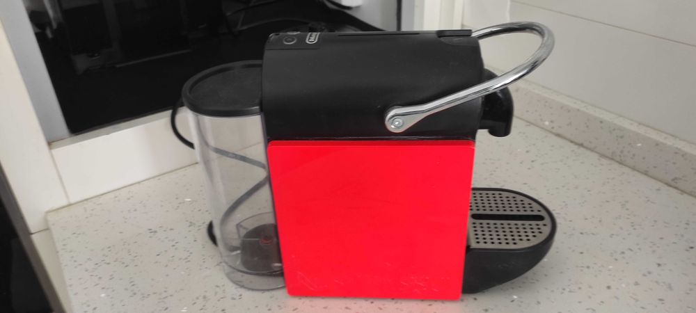 Máquina de café Delonghi Nespresso