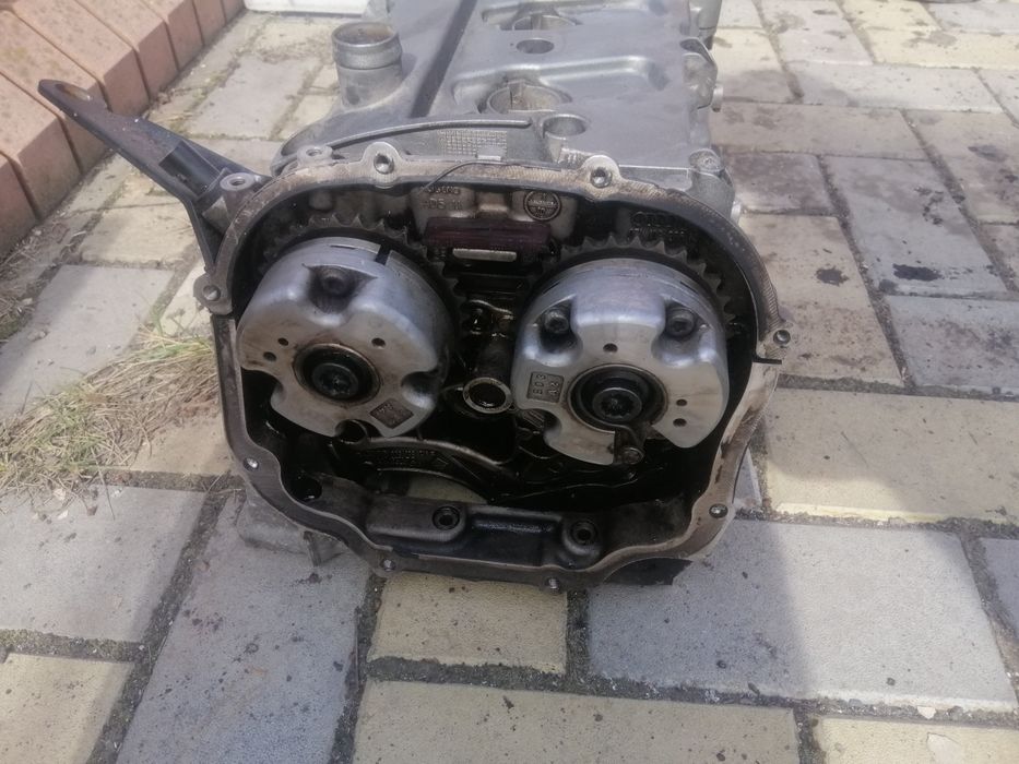 Продам головки блока AUDI S6 5.2L.