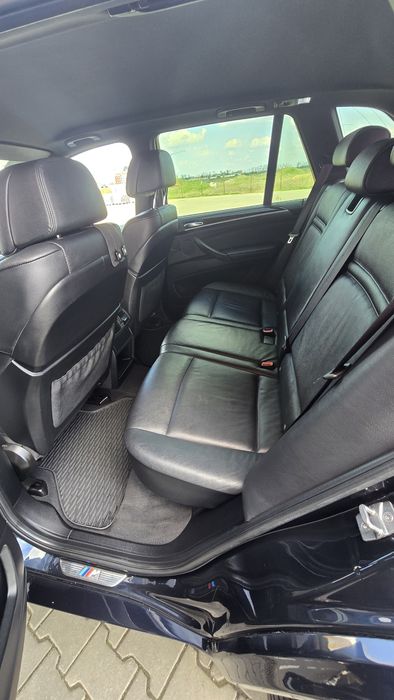 Продам ОФІЦІЙНИЙ BMW х5 е70 Дизель 2012року