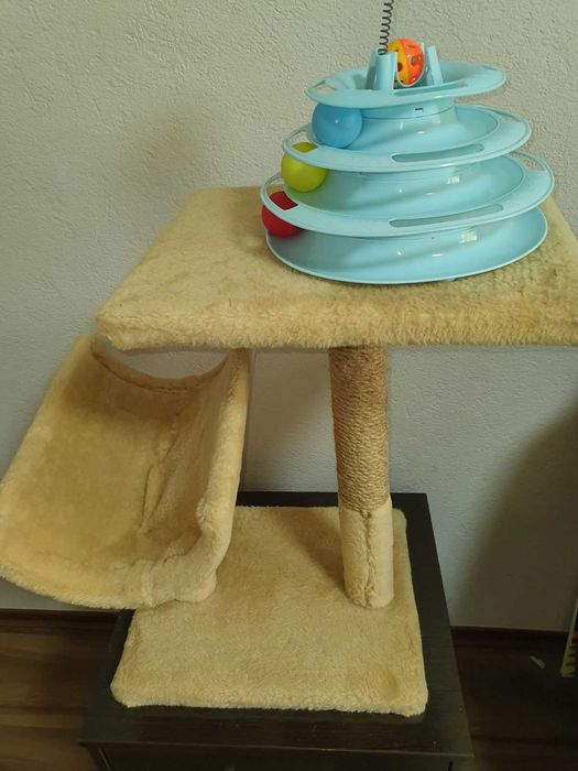 Когтеточка игрушка для котов лежанка