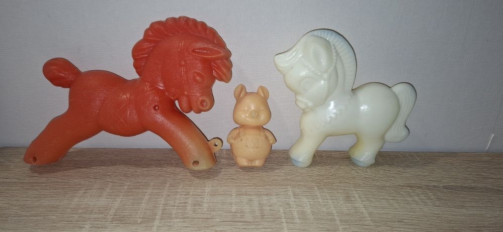 Іграшки ссср пластик