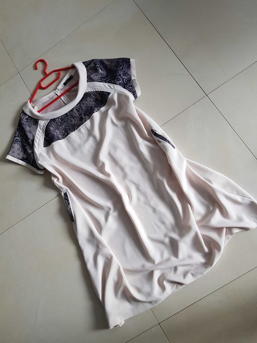 Piękna sukienka oversize Trynite r. 50 – stan idealny
